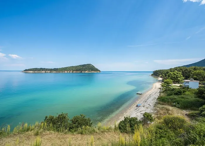 House Elena * Kinira