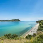 House Elena * Koinira