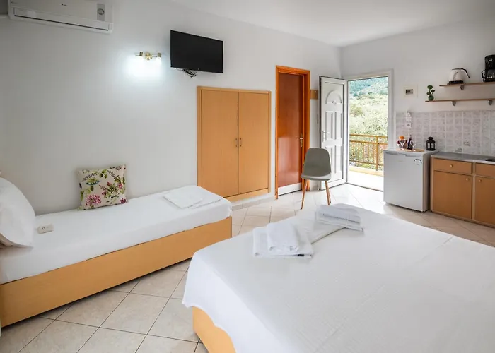 House Elena 아파트 *