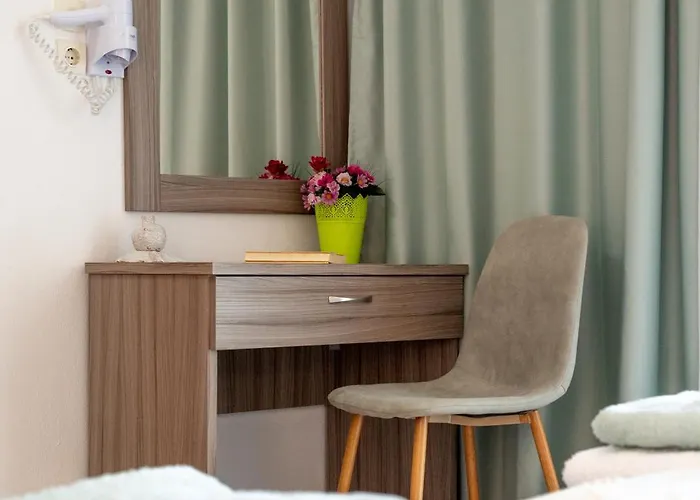 House Elena 코이니라