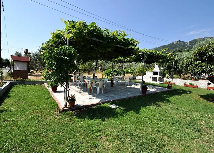 House Elena * Kinira